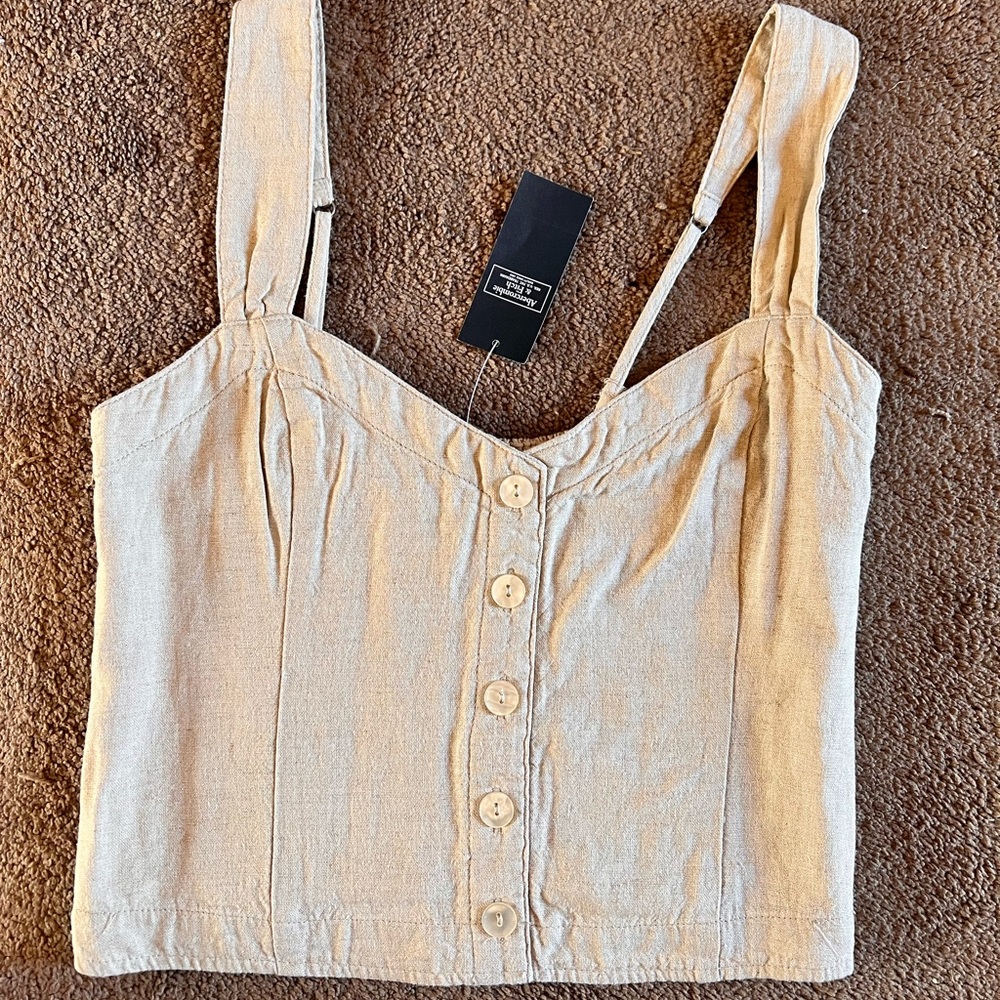 Small Abercrombie & Fitch Beige Crop Top
